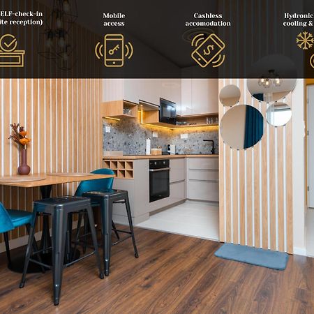 Waterfront City Apartments By Urbanrent Budapest Esterno foto