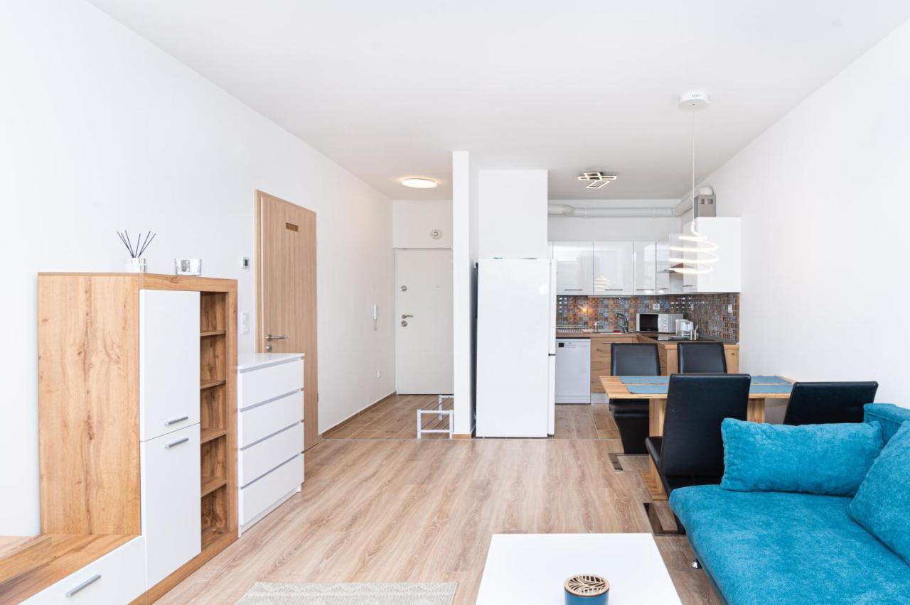 Waterfront City Apartments By Urbanrent Budapest Esterno foto
