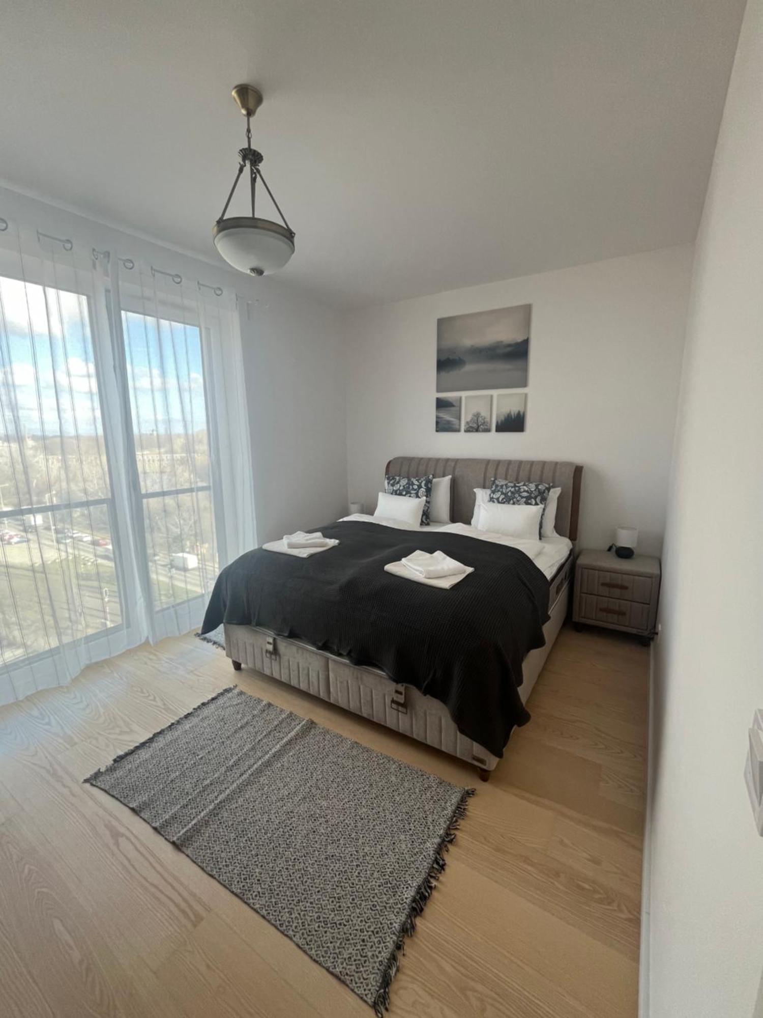 Waterfront City Apartments By Urbanrent Budapest Esterno foto