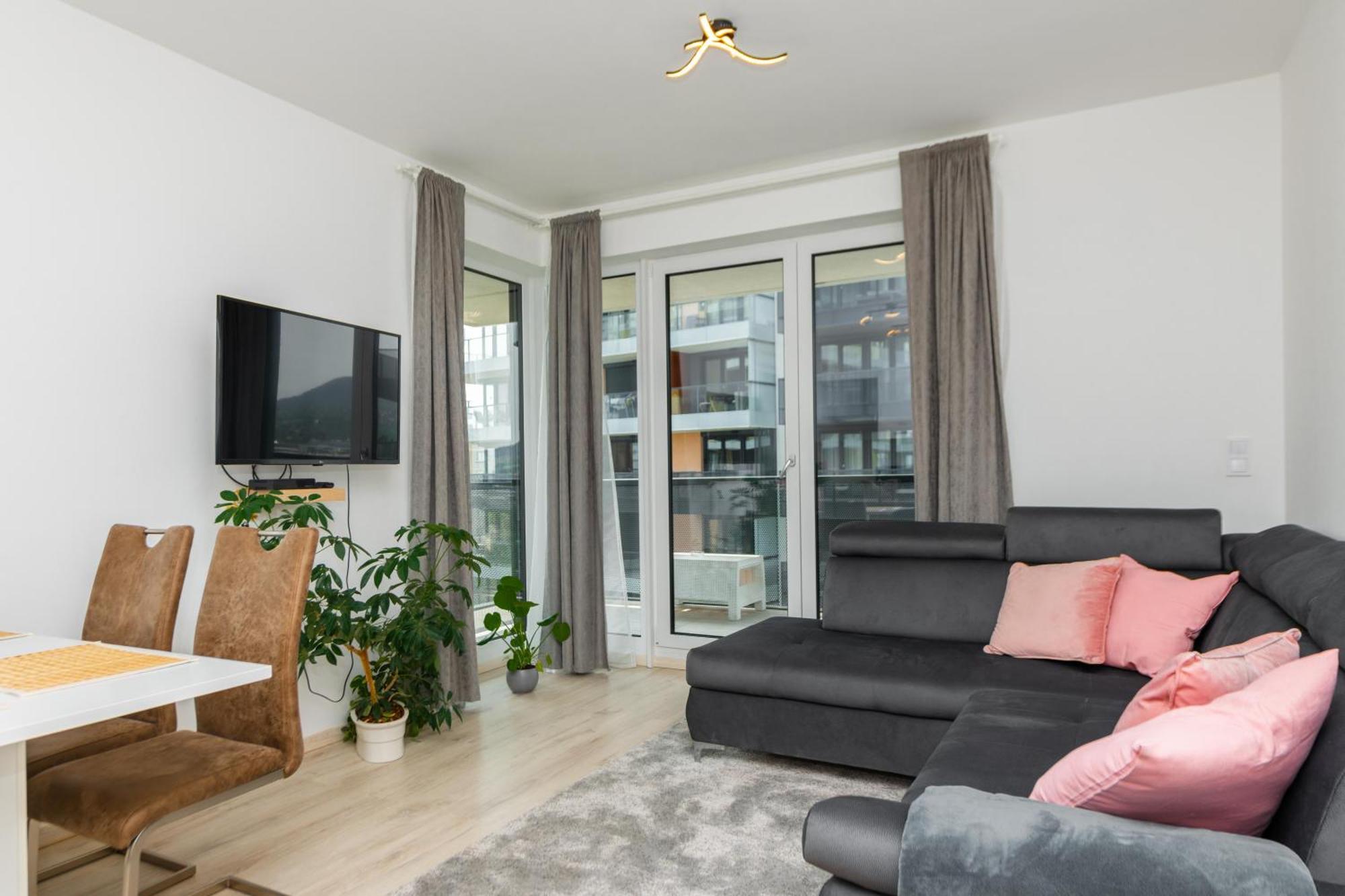 Waterfront City Apartments By Urbanrent Budapest Esterno foto