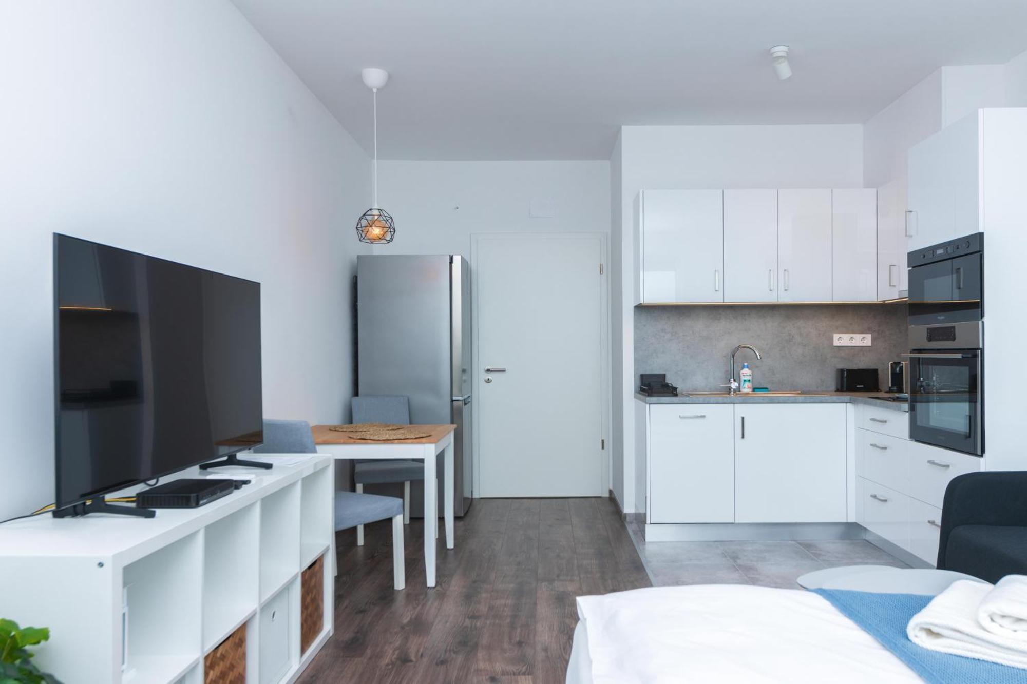 Waterfront City Apartments By Urbanrent Budapest Esterno foto